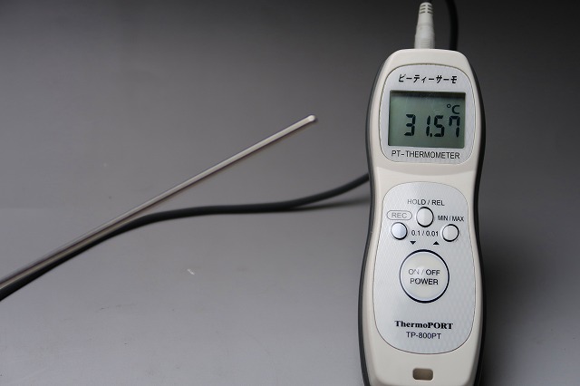 デジタル標準温度計 TP-800PT